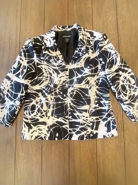 Molly&maxx Black & White Abstract Zip-Front Blazer